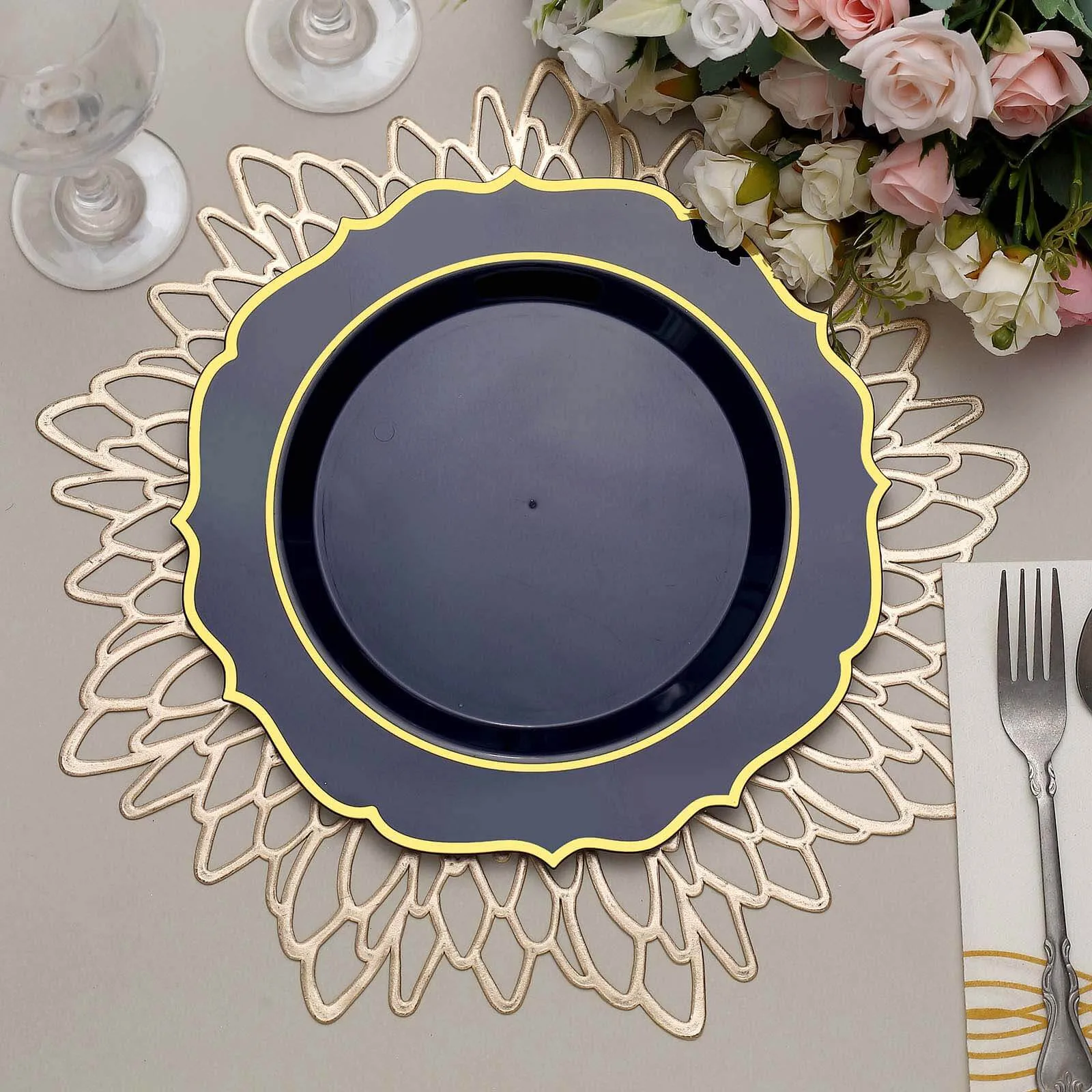 10 Pack 10" Navy Blue Plastic Dinner Plates Disposable Tableware Round With Gold Scalloped Rim