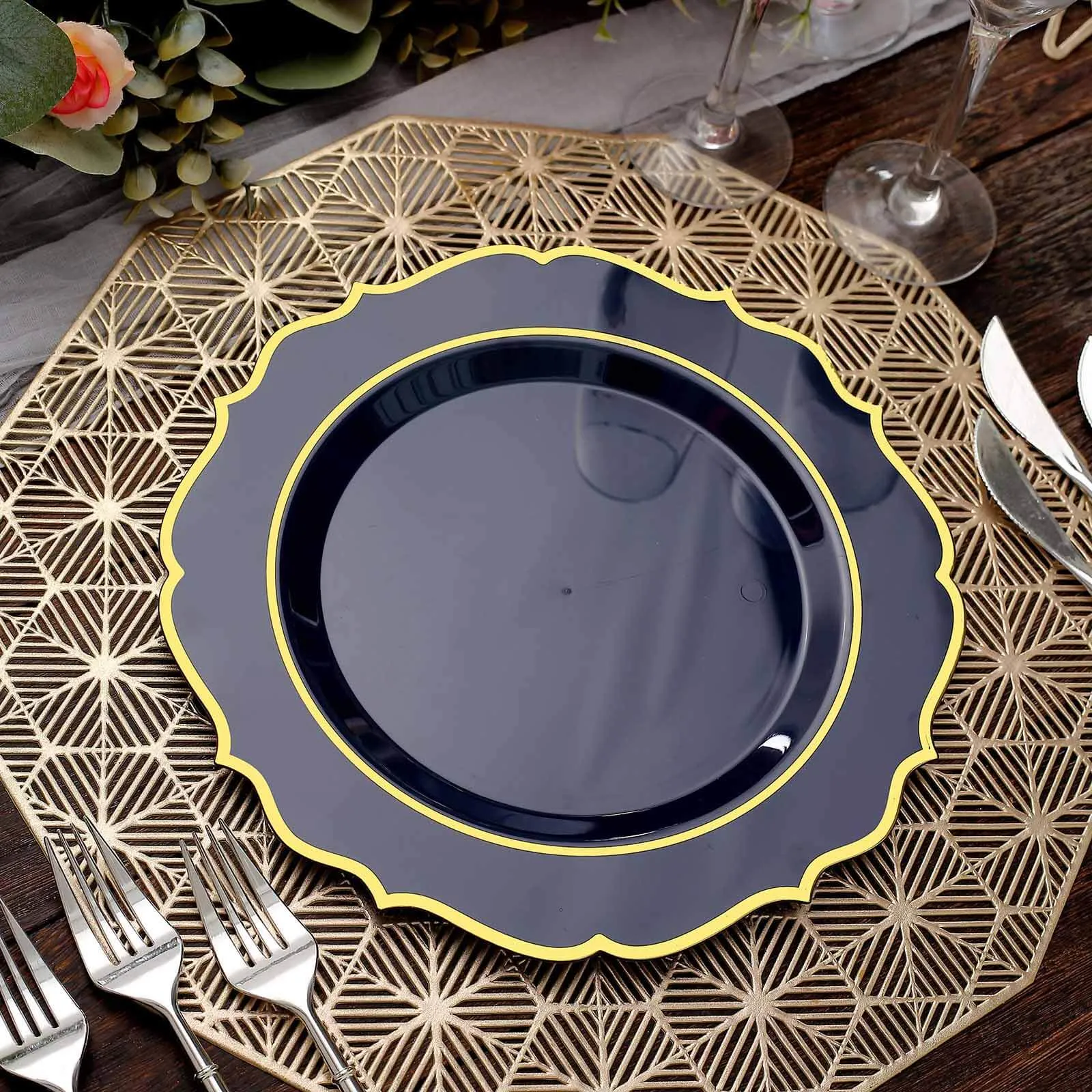 10 Pack 10" Navy Blue Plastic Dinner Plates Disposable Tableware Round With Gold Scalloped Rim