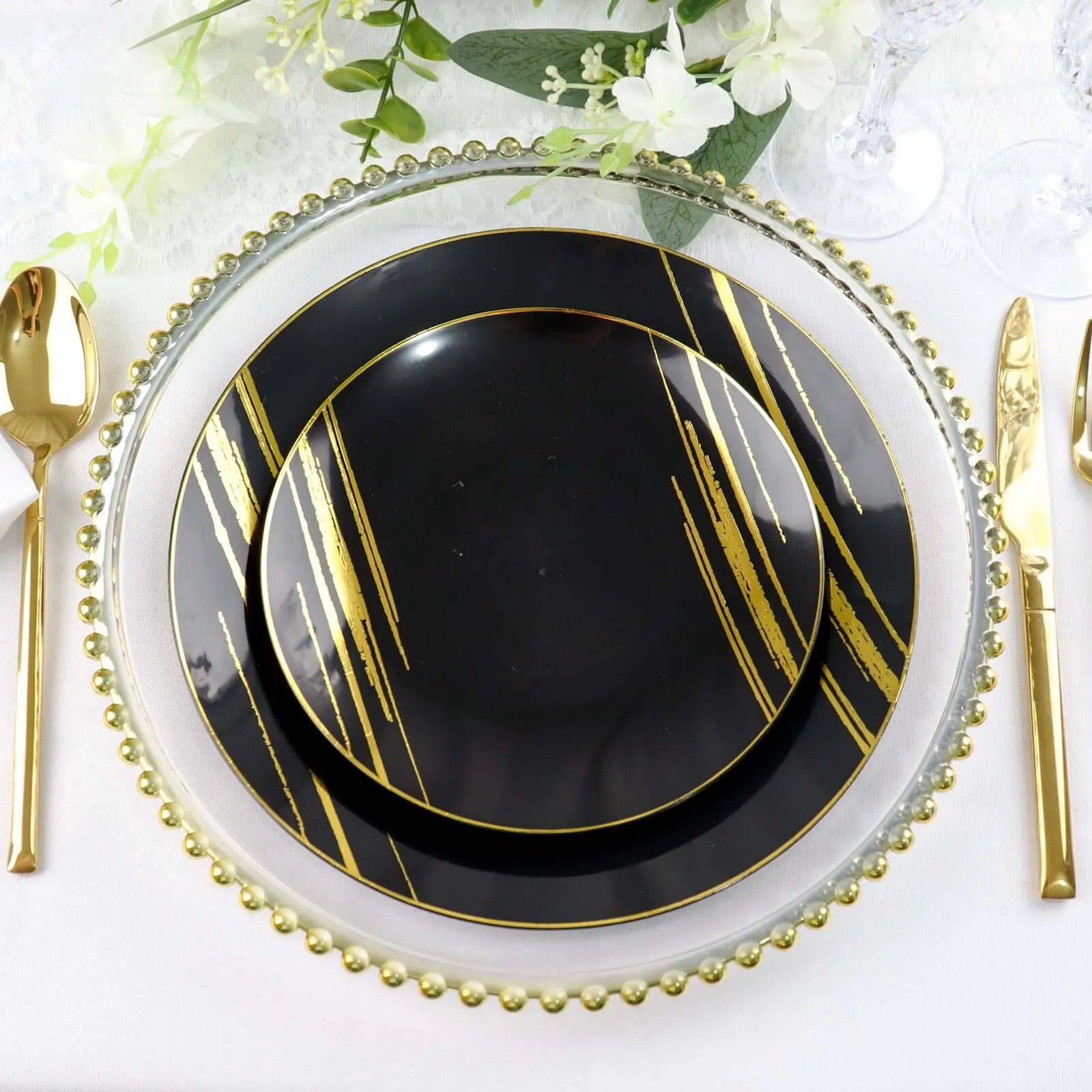 10 Pack Black and Gold Brush Stroked 10" Round Plastic Dinner Plates, Disposable Party Plates Dinnerware