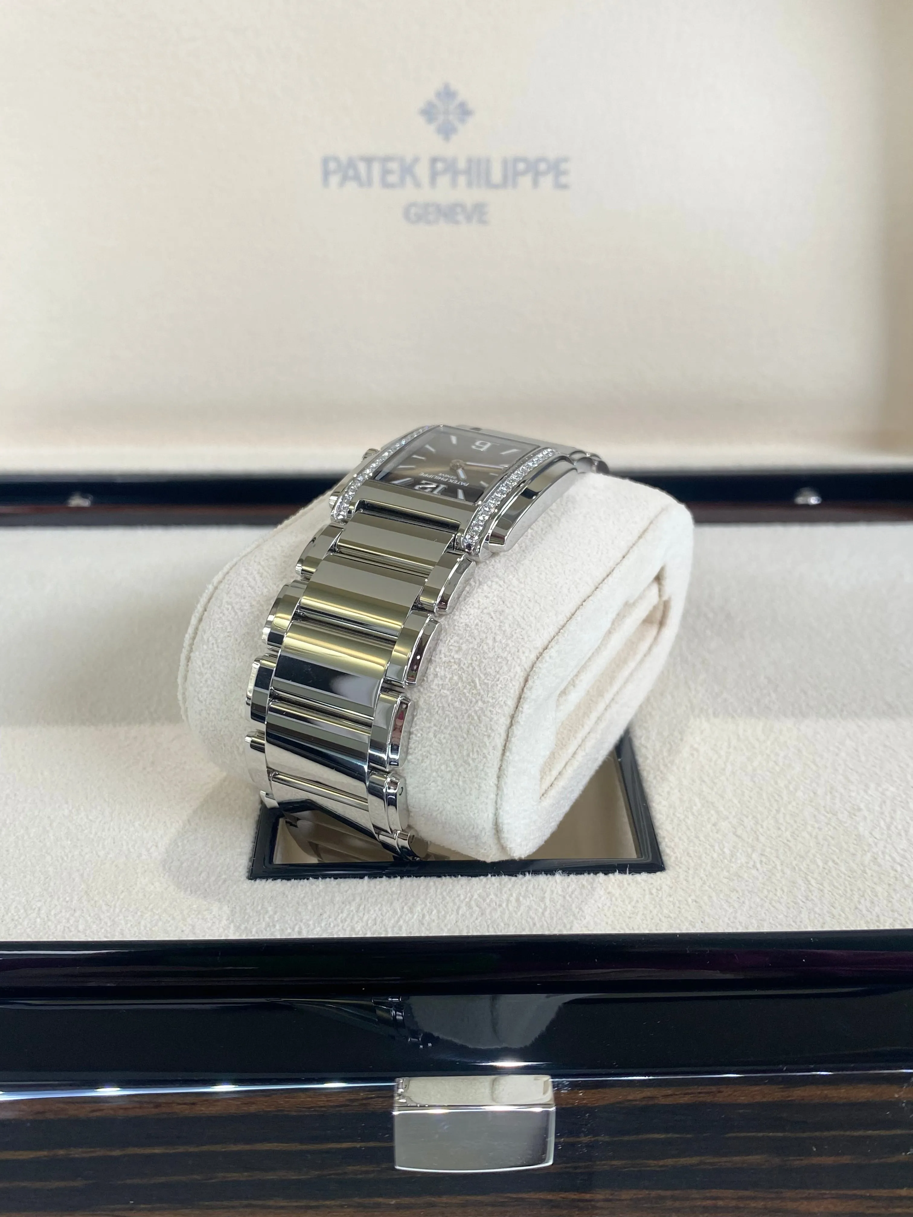 2023 Patek Philippe Twenty ~4