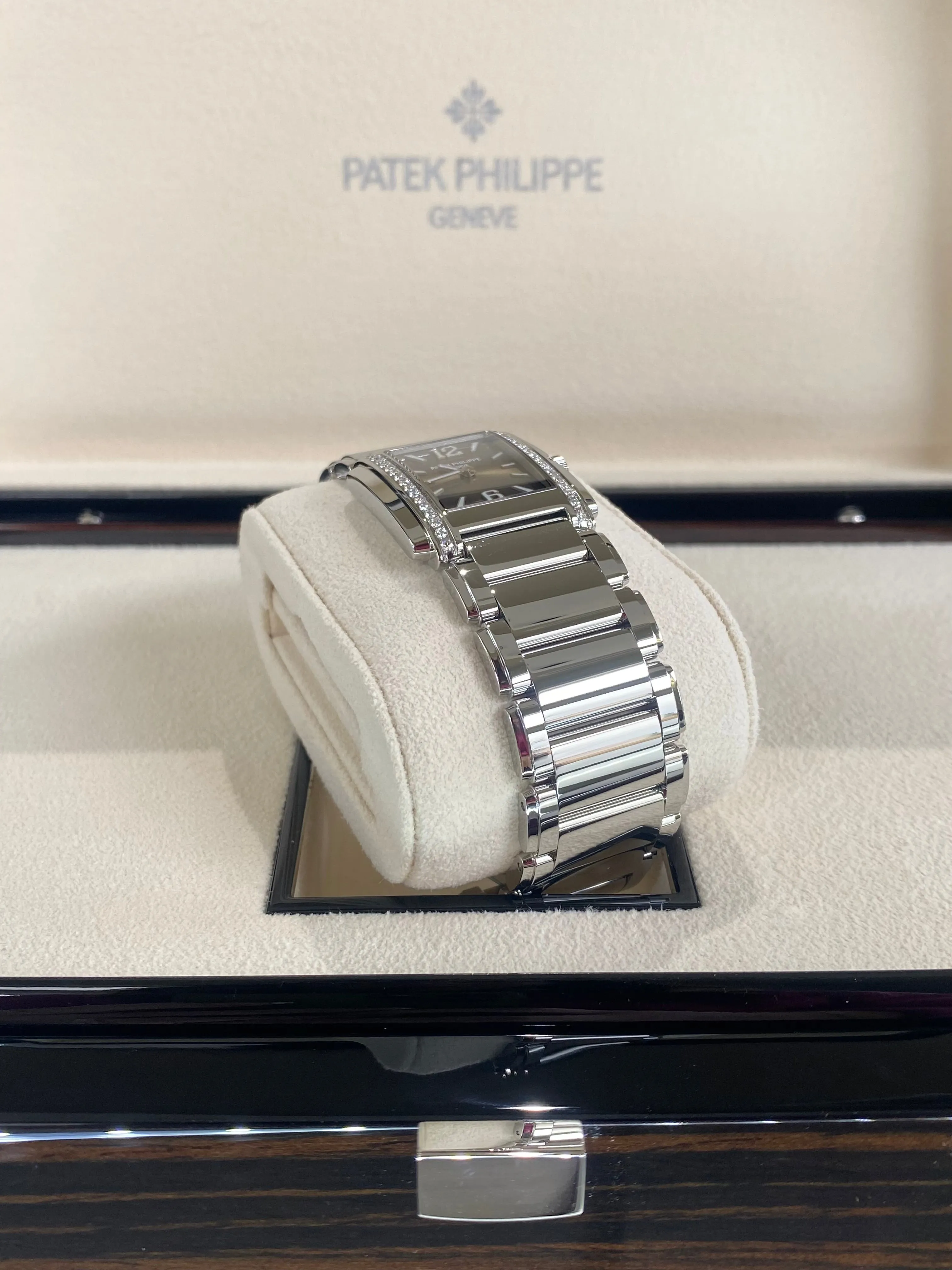 2023 Patek Philippe Twenty ~4