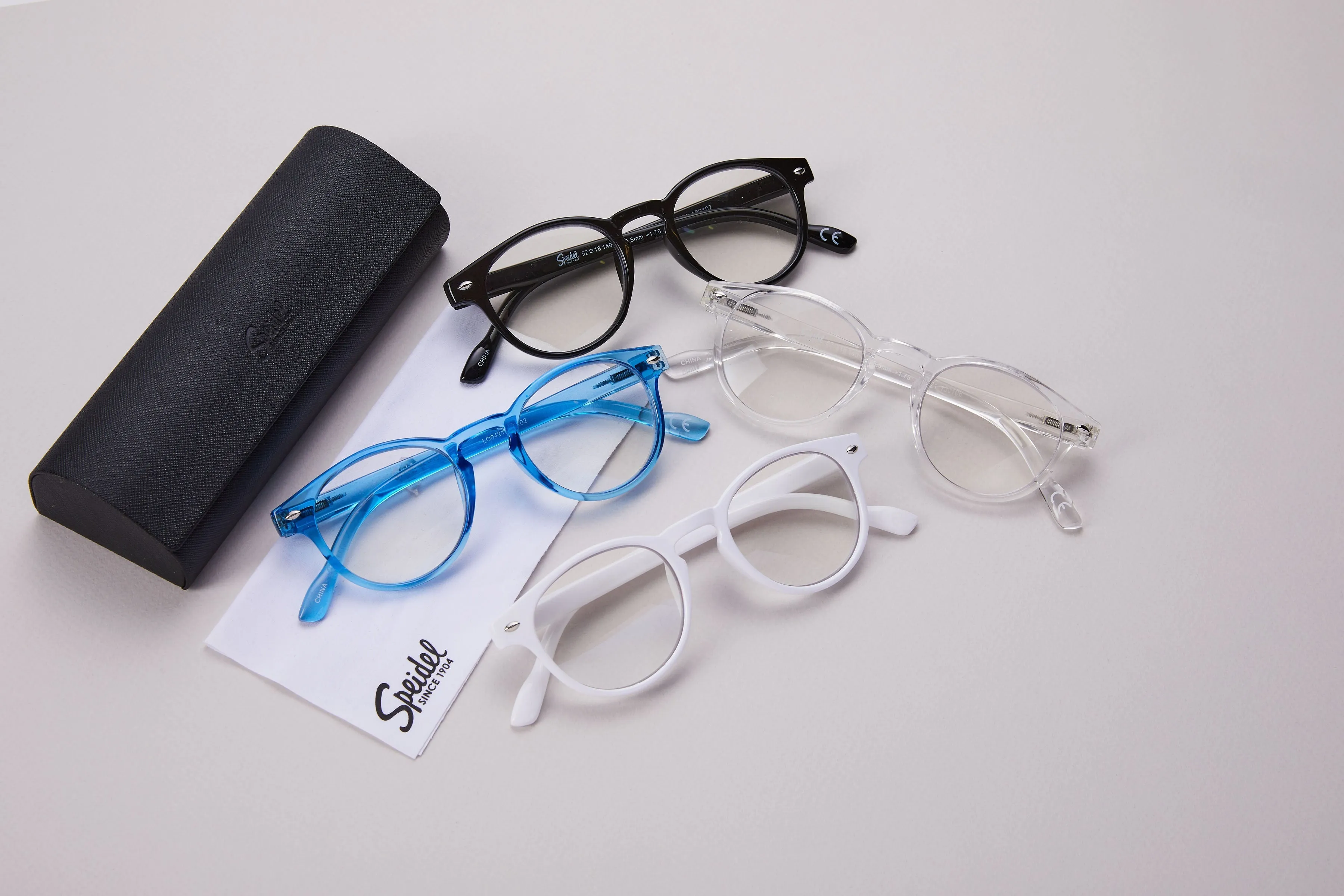 Avery Glasses | Blue light blocking | Available with or without reading magnification