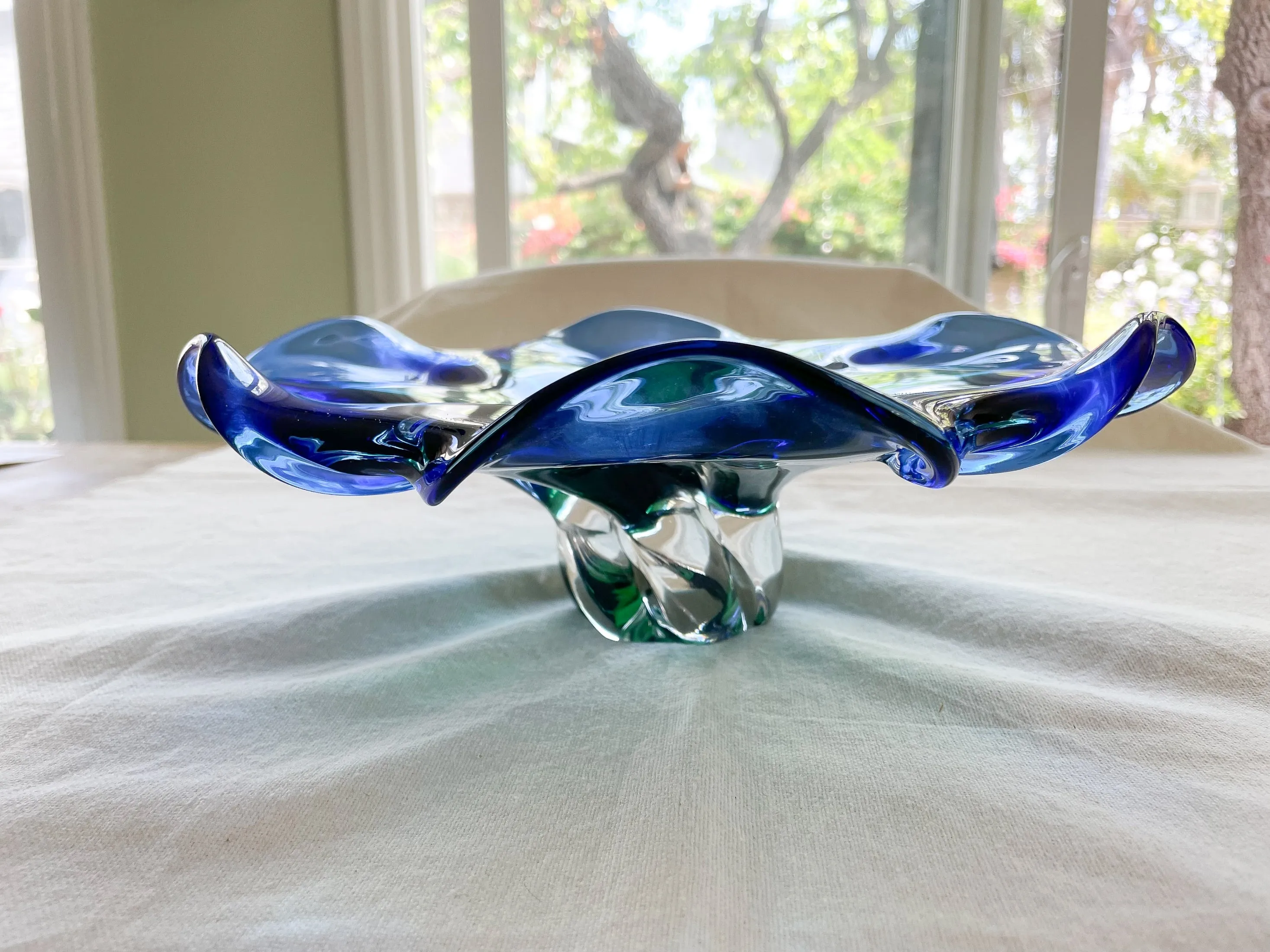 Blue/Green Art Glass Bowl/Display, Royal Gallery Made in Poland, Murano Style