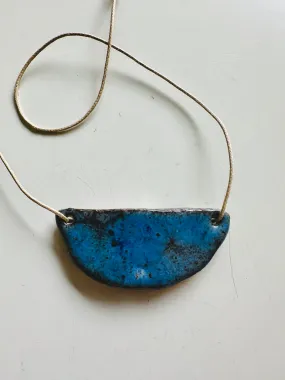 Ceramic Necklace Half Moon — SEA BLUE REEF