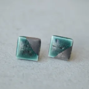 Stud earrings No. 11